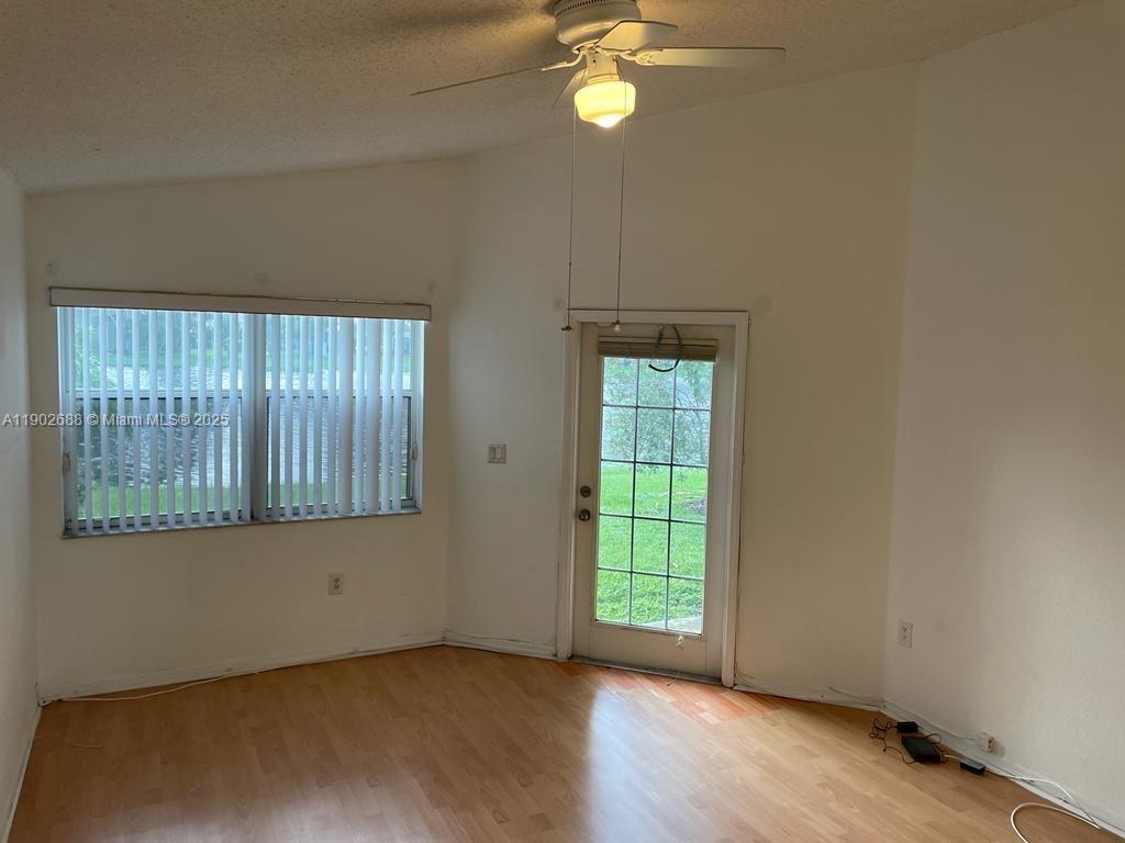 SAPPHIRE SHORES-SAPPHIRE - Residential Lease