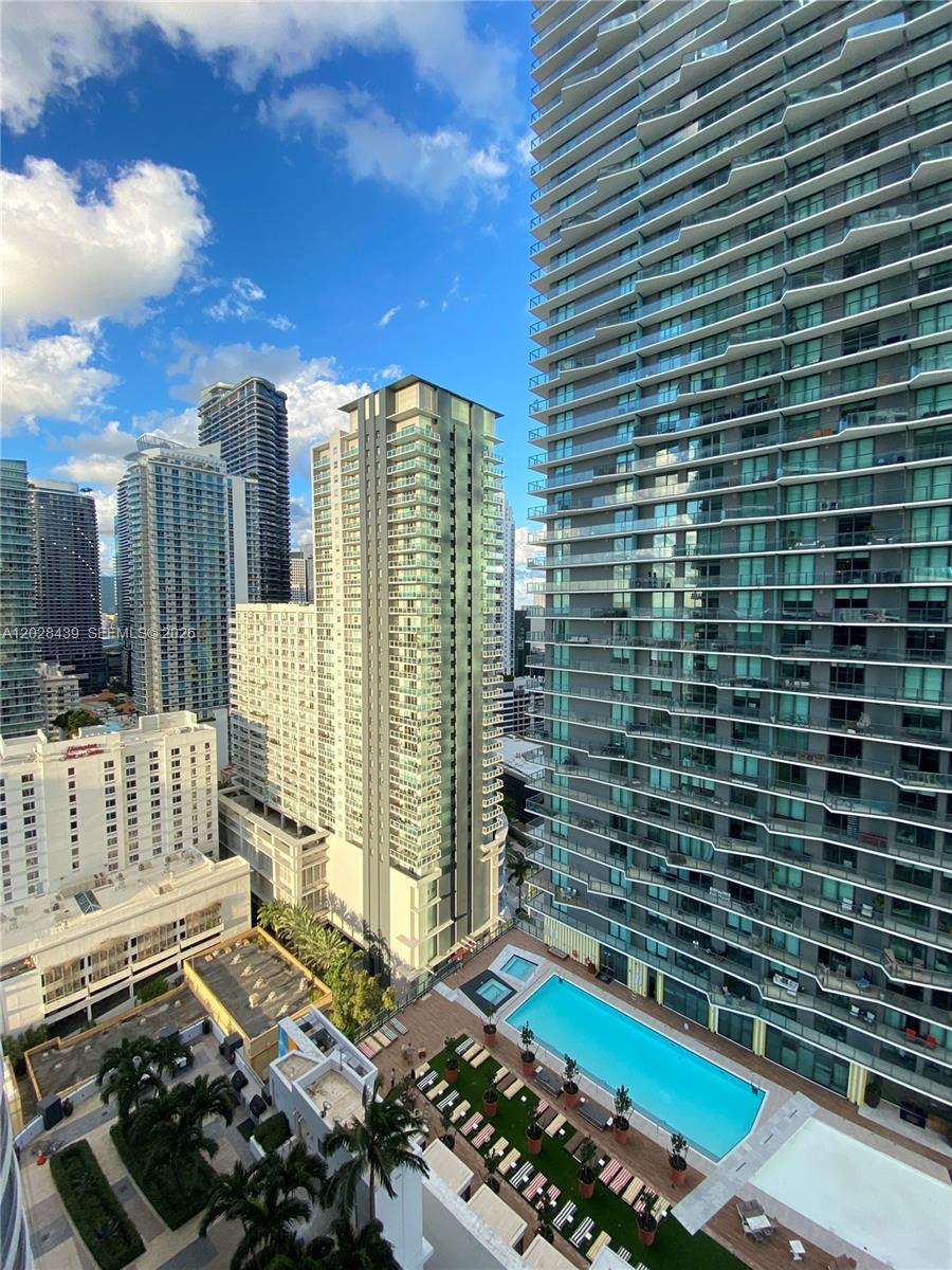 INFINITY AT BRICKELL COND - Residential