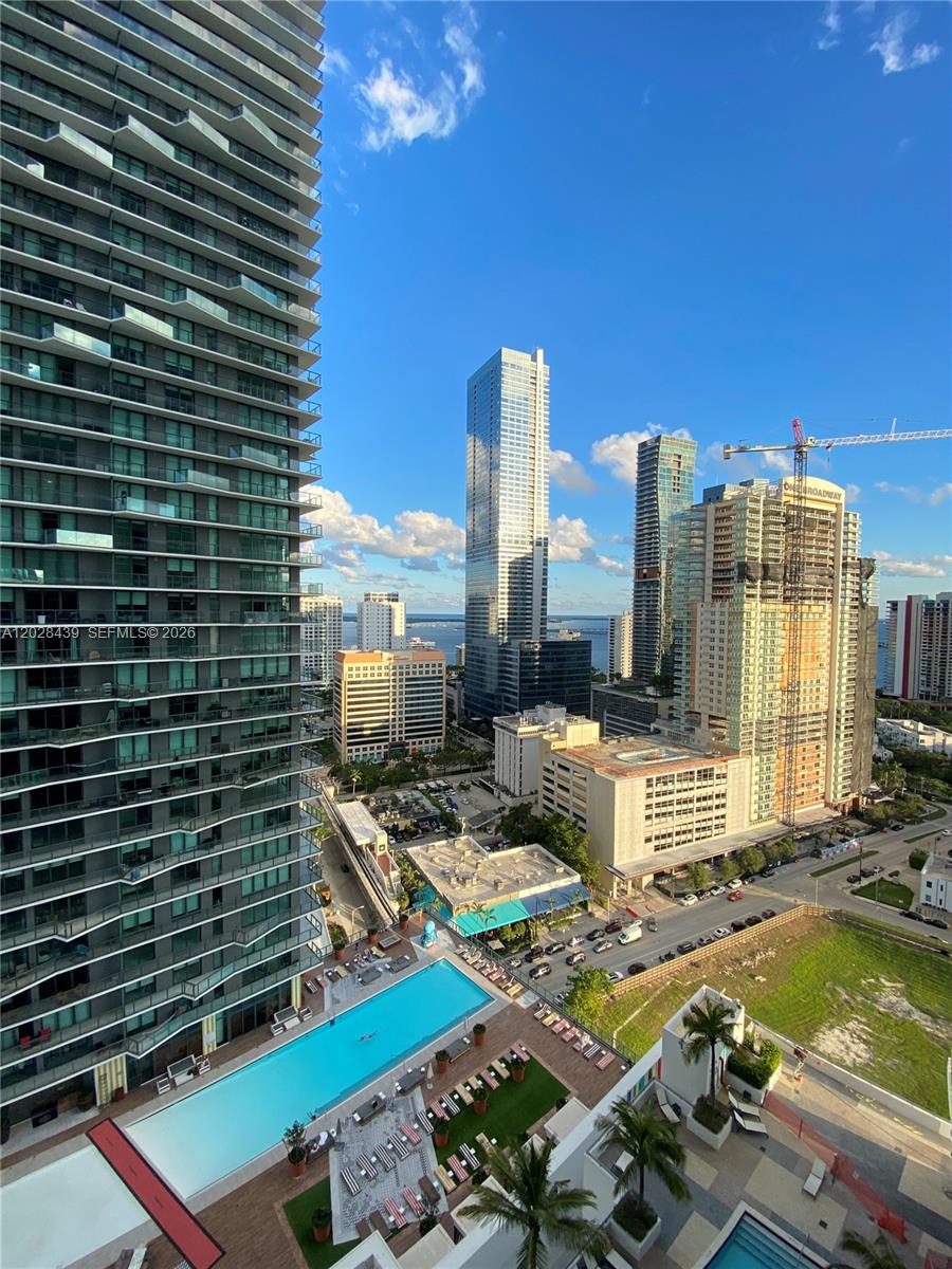 INFINITY AT BRICKELL COND - Residential