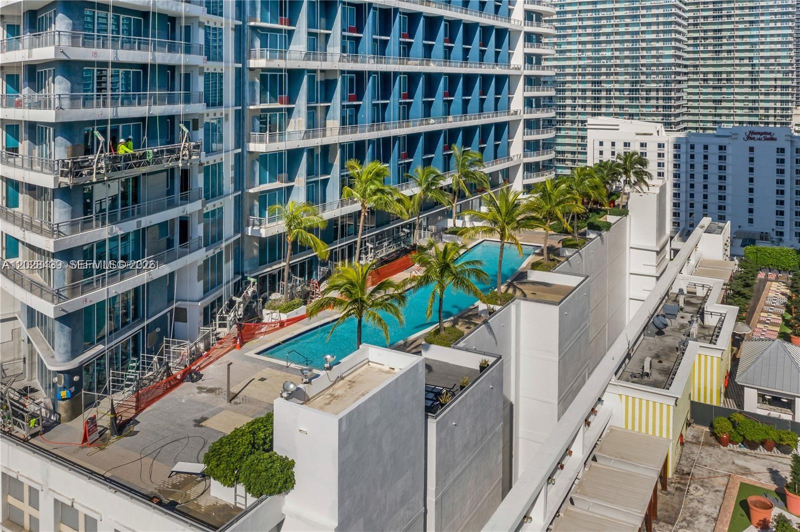 INFINITY AT BRICKELL COND - Residential