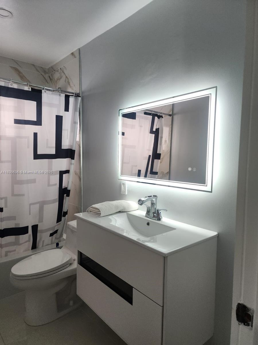 EAST DIXIE PARK 1ST ADDN - Residential