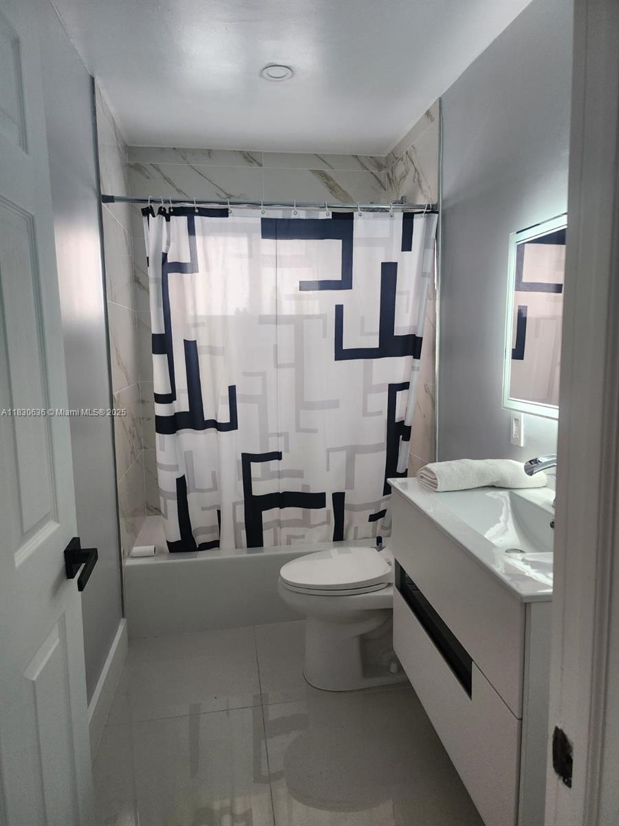 EAST DIXIE PARK 1ST ADDN - Residential