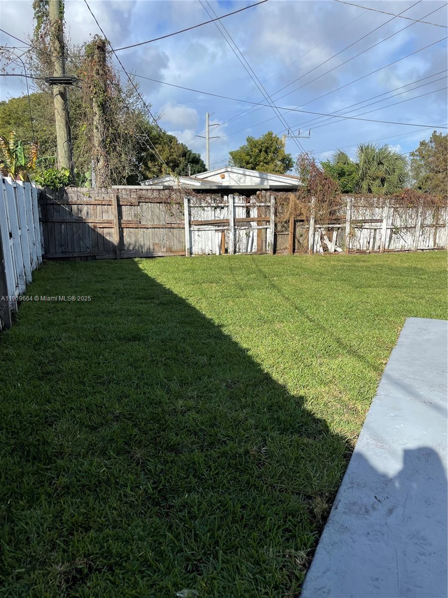 PLAYLAND ESTATES SEC 2 - Residential Lease