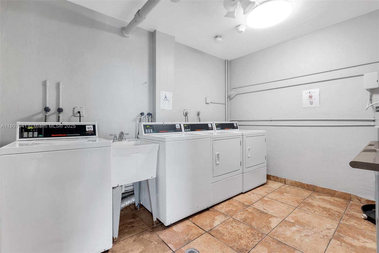 JADE WINDS GROUP BAMBOO G - Residential Lease