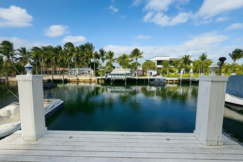 1987 NE 123rd St North Miami FL 33181