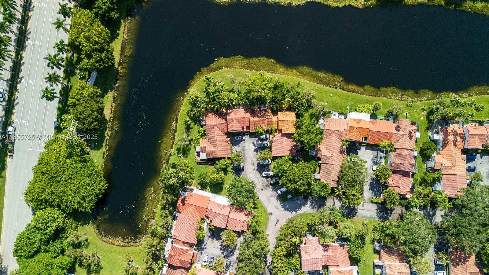 COUNTRY ISLES PHASE II - Residential Lease