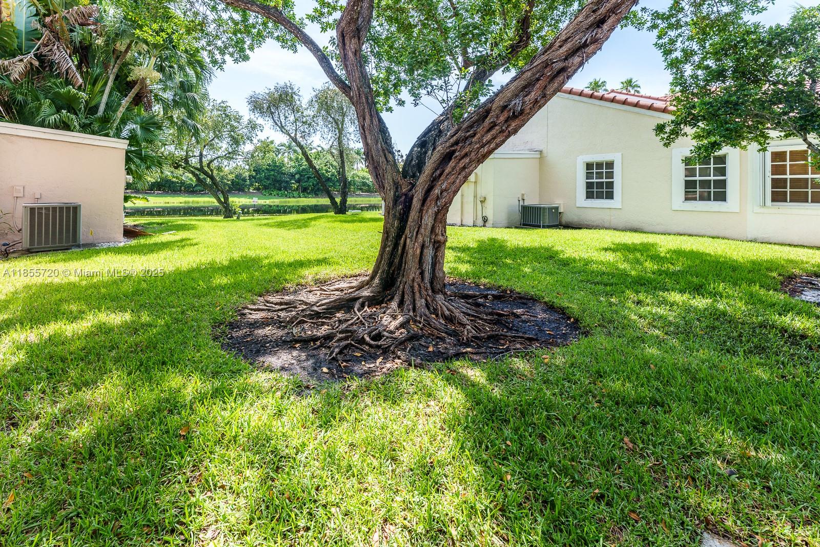 COUNTRY ISLES PHASE II - Residential Lease