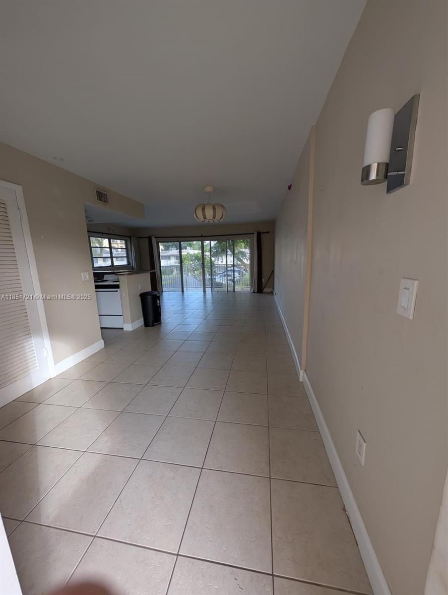 7370 SW 82nd St E217