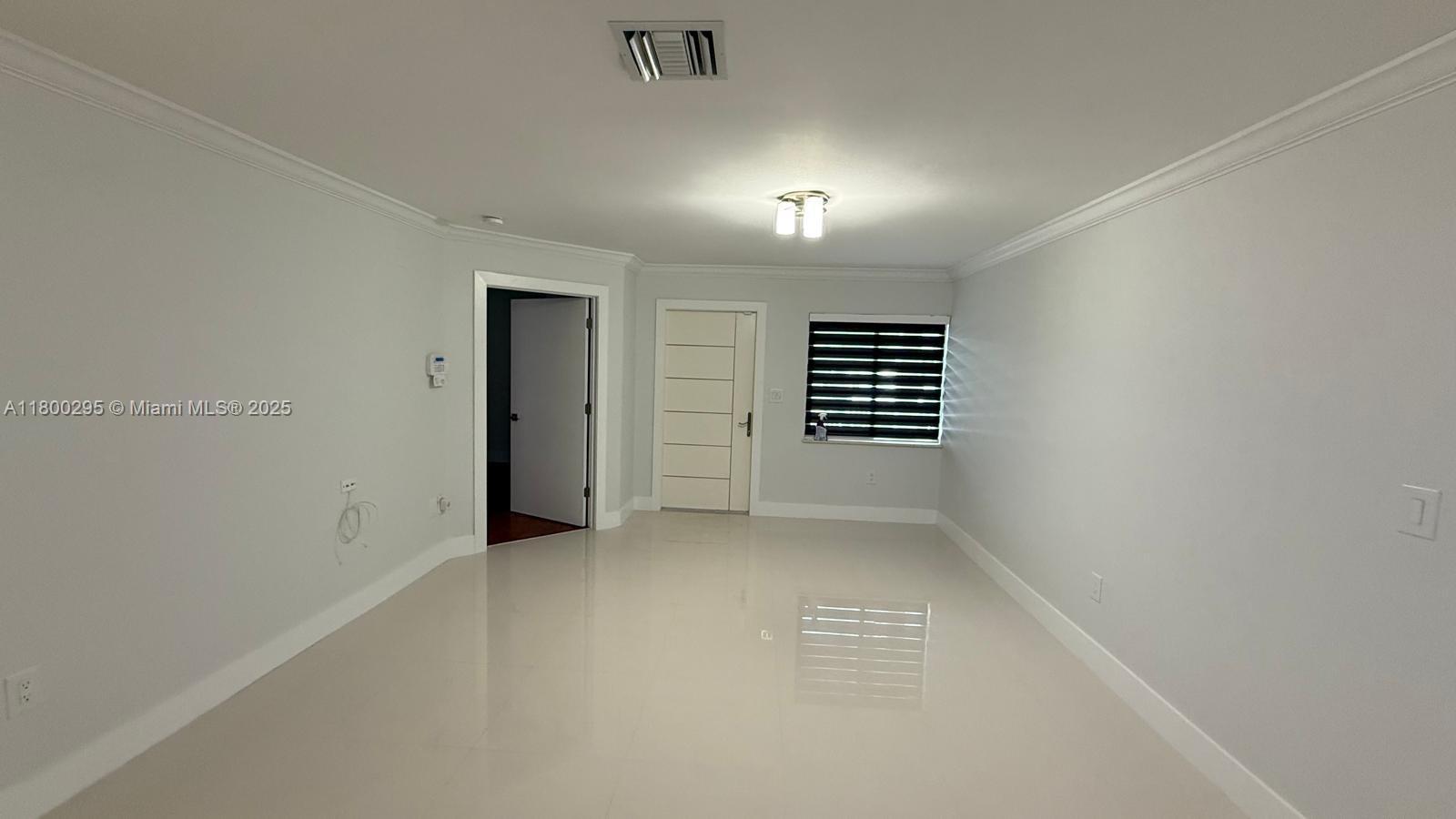 LAKES OF ACADIA UNIT 3 TH - Residential