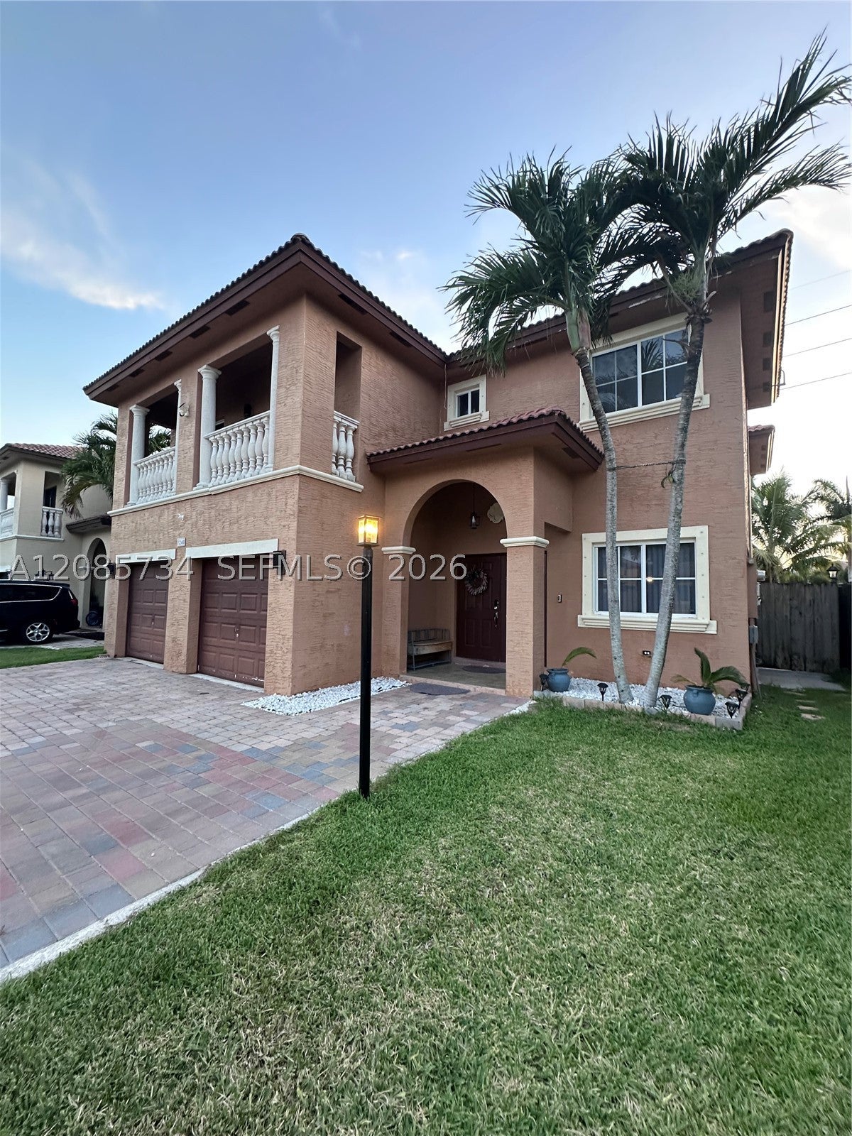 1240 NE 41st Pl