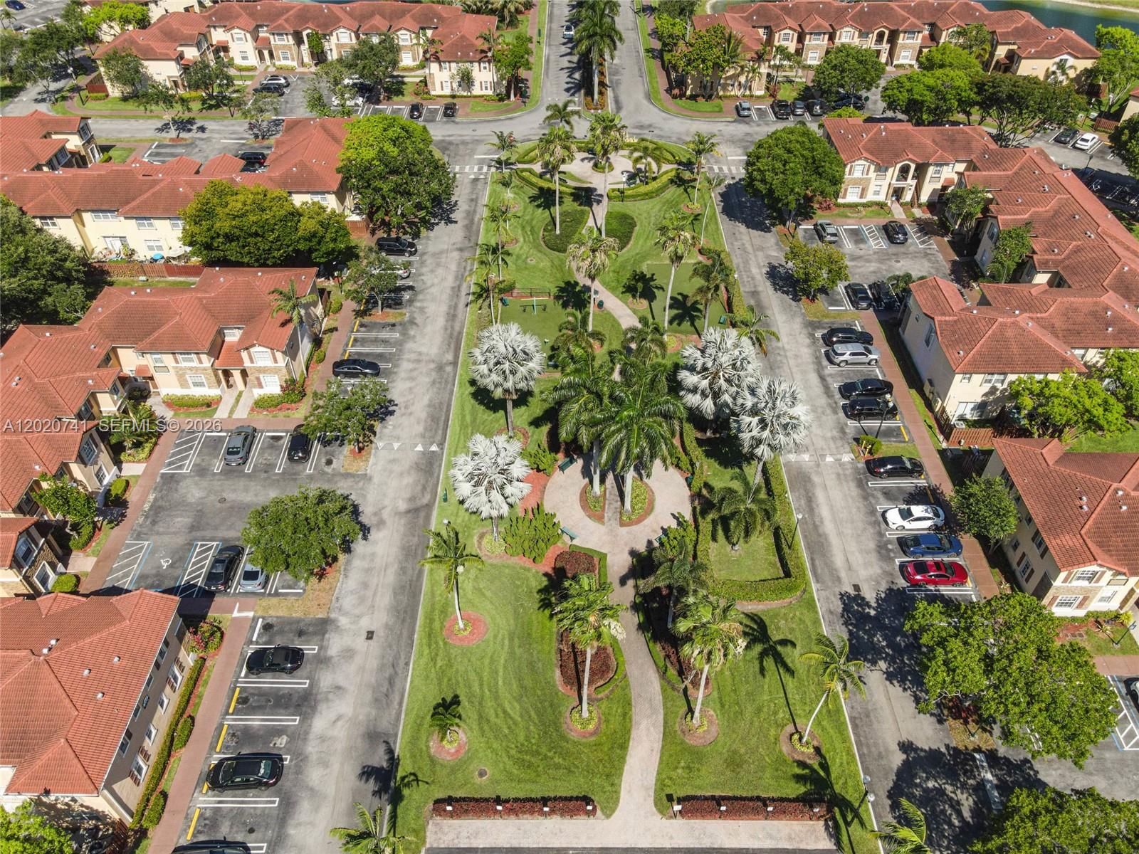 VILLAS AT CARMEL CONDO NO - Residential