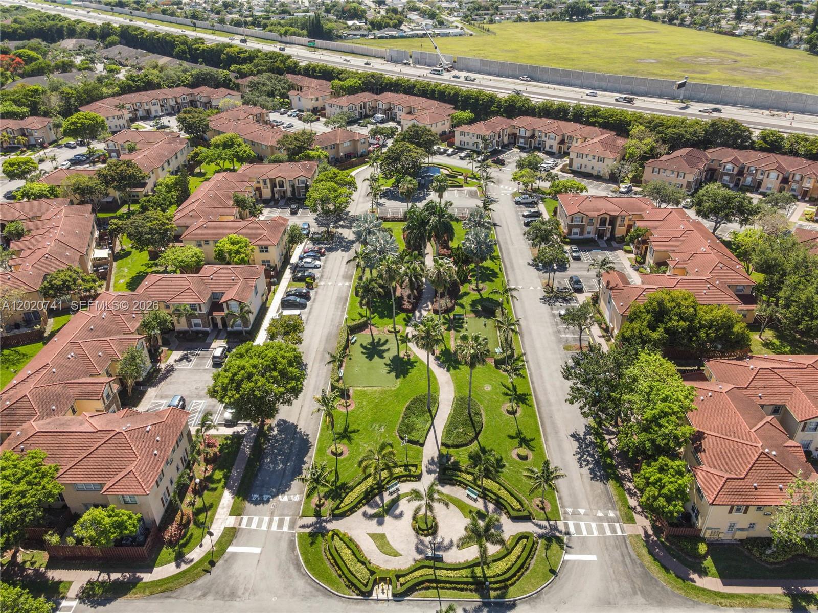 VILLAS AT CARMEL CONDO NO - Residential