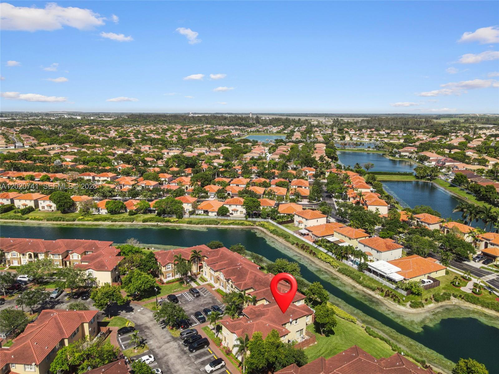 VILLAS AT CARMEL CONDO NO - Residential