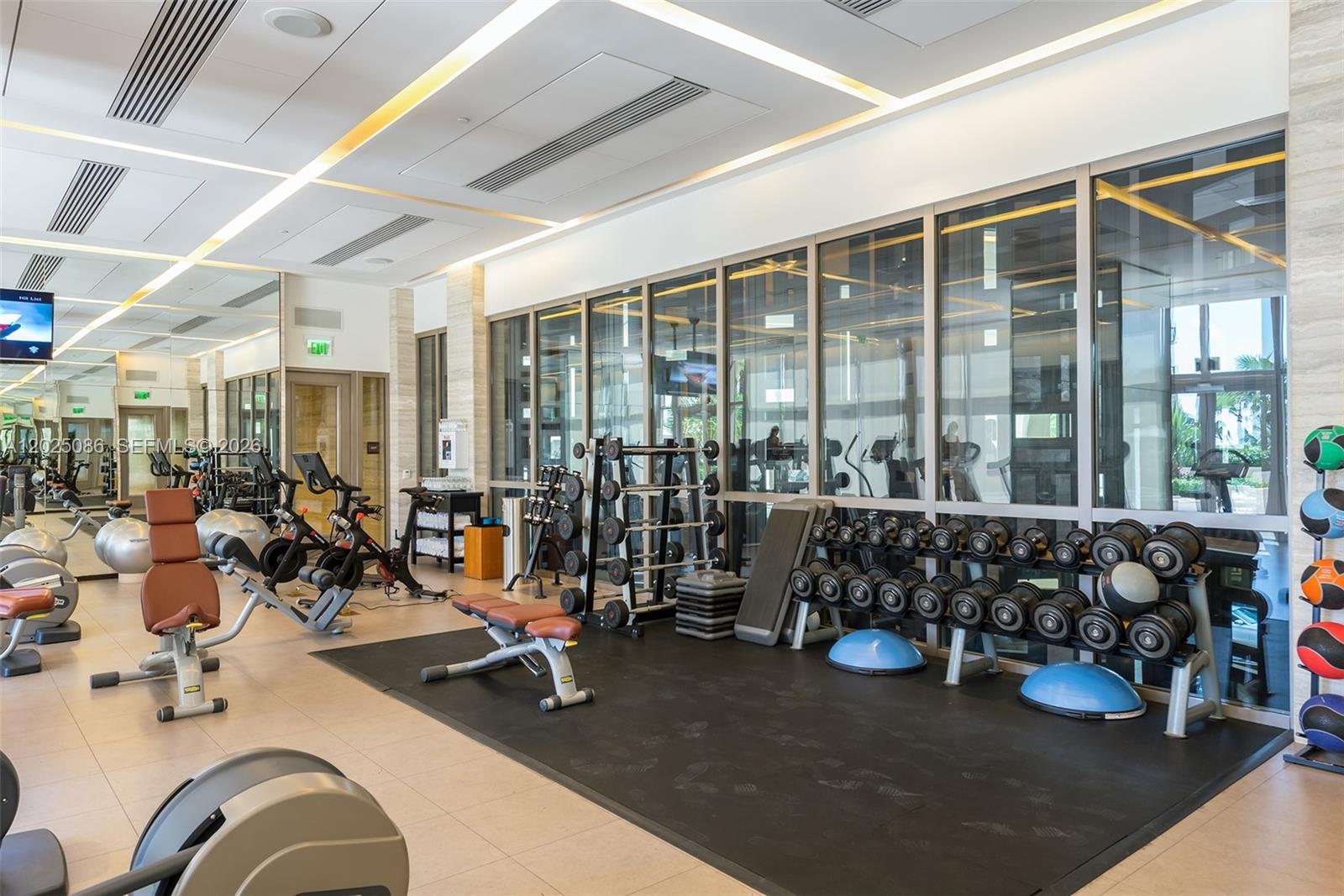 BAL HARBOUR NORTH SOUTH CO - Residential
