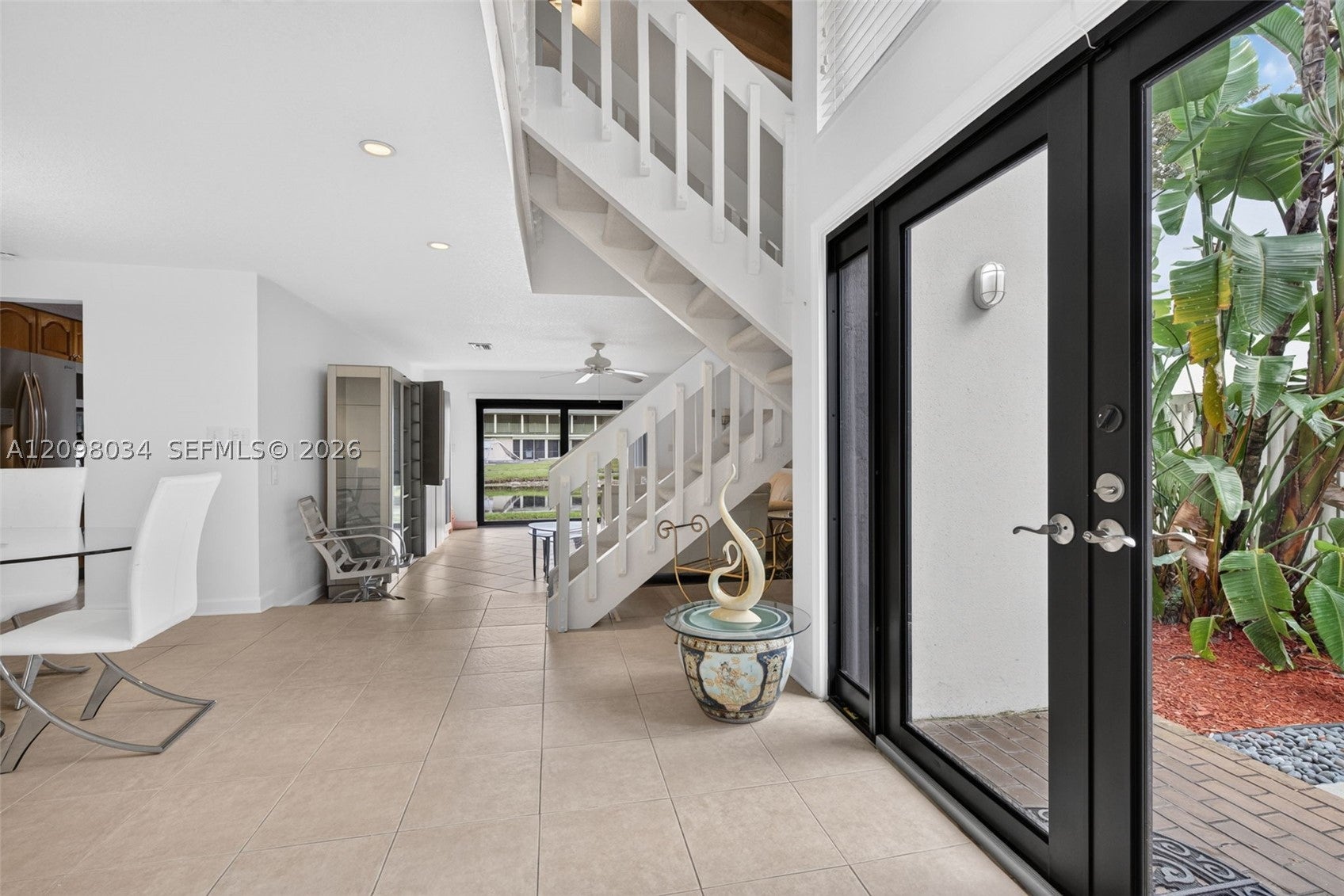9901 Fairway Cove Ln