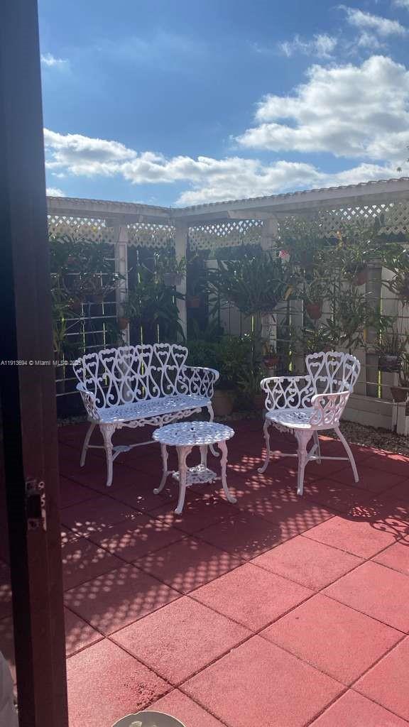 SPRING LAKES VILLAGE II - Residential