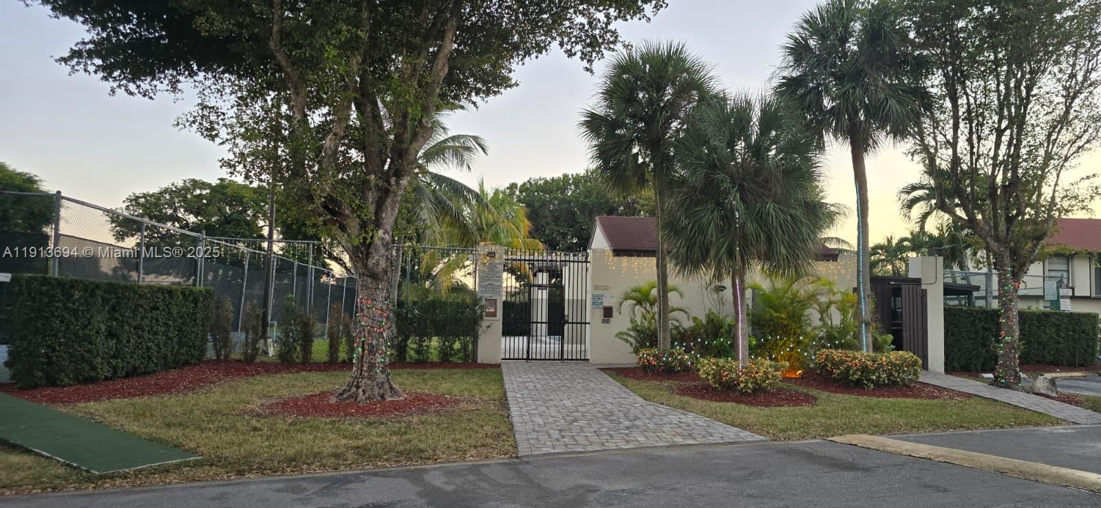 SPRING LAKES VILLAGE II - Residential