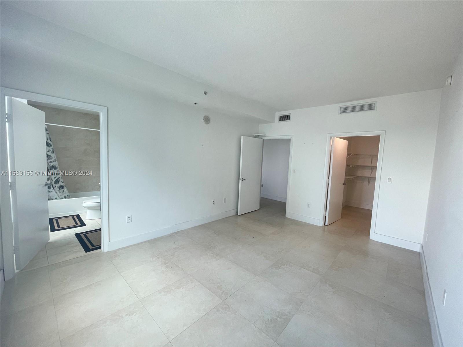 QUANTUM ON THE BAY CONDO - Residential