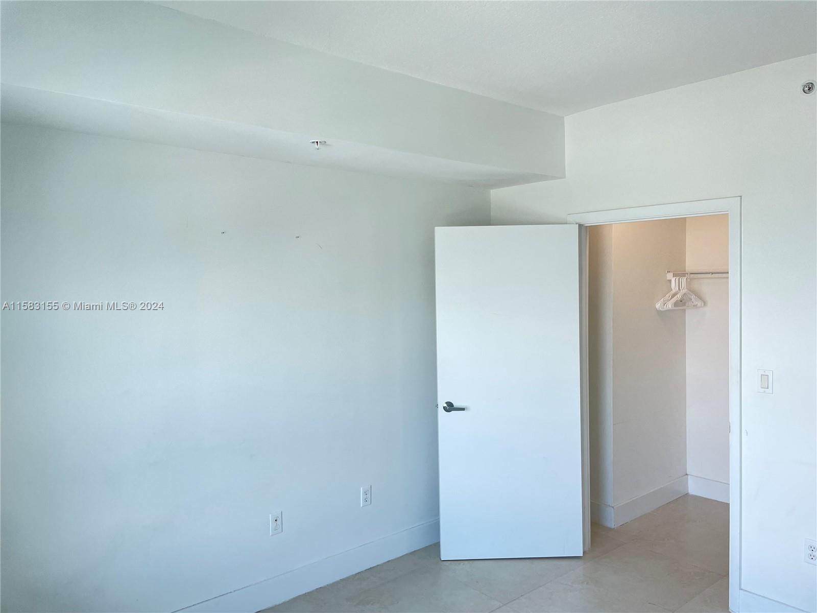 QUANTUM ON THE BAY CONDO - Residential