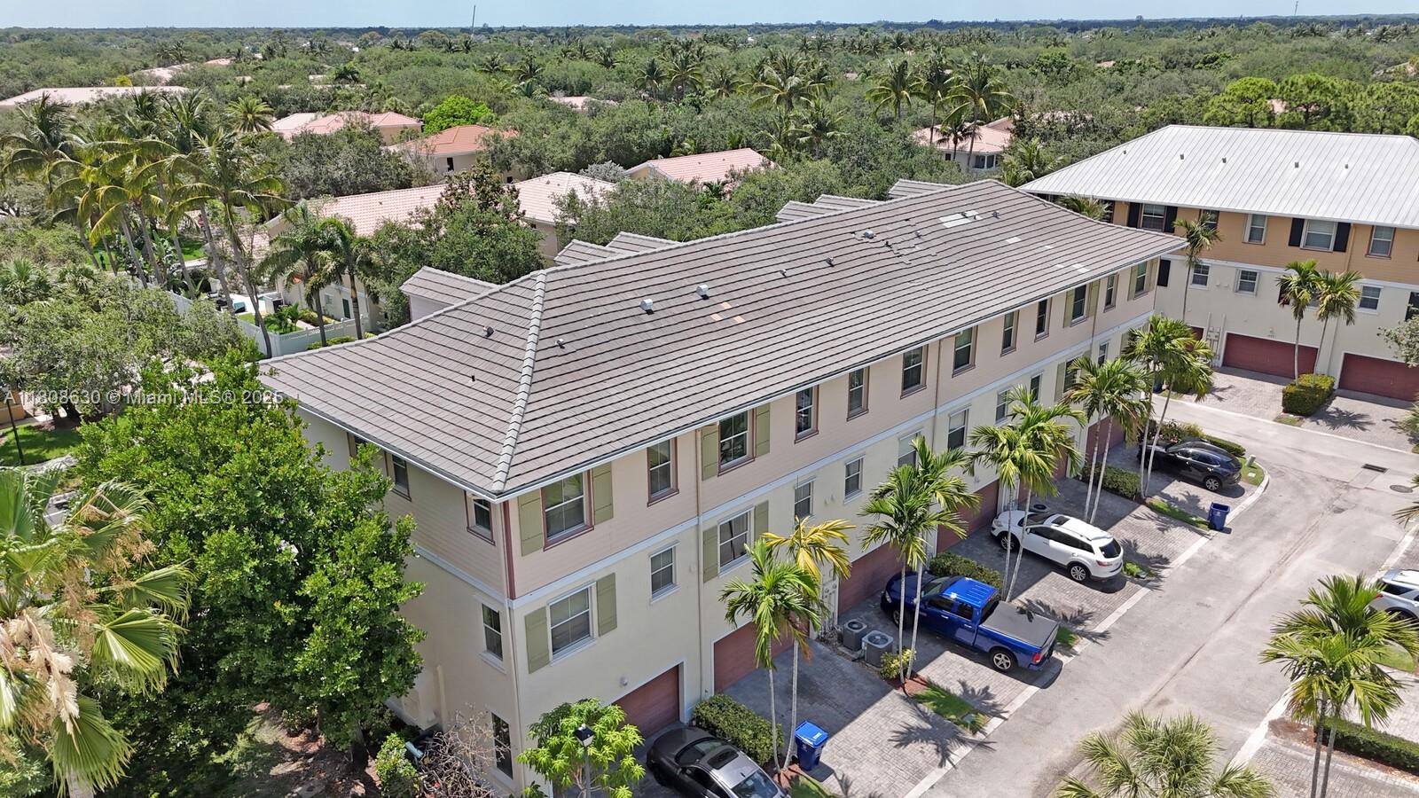 ABACOA TOWN CENTER 3 - Residential