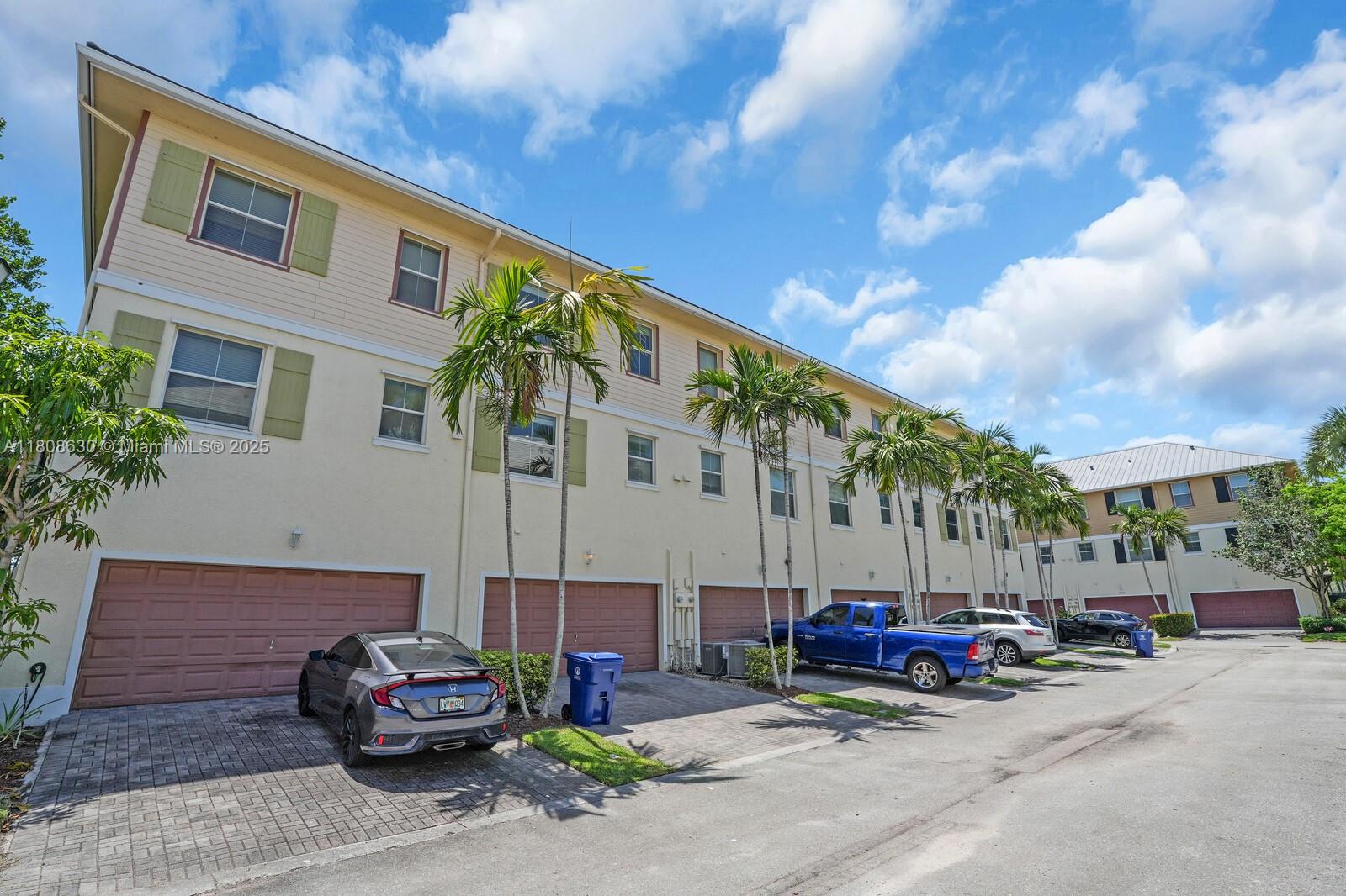 ABACOA TOWN CENTER 3 - Residential