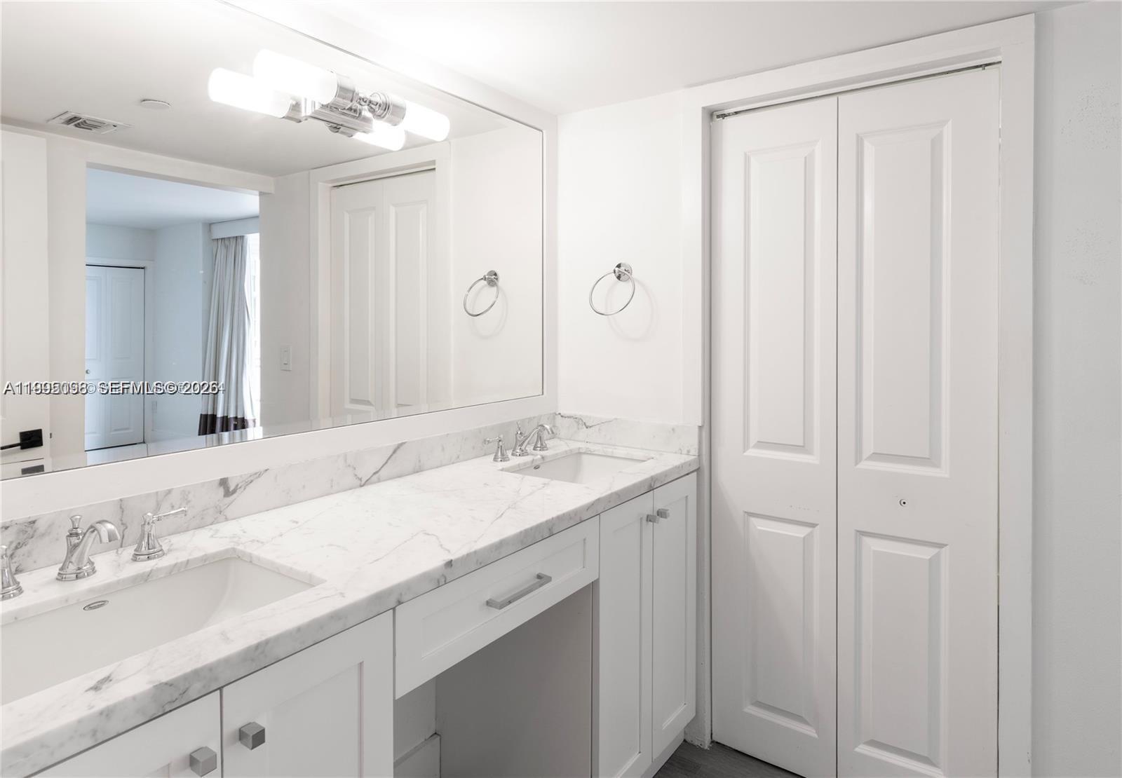 LE TRIANON CONDO - Residential Lease