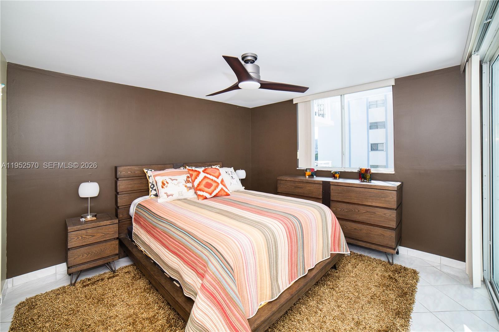 LE MONTCALM CONDO - Residential