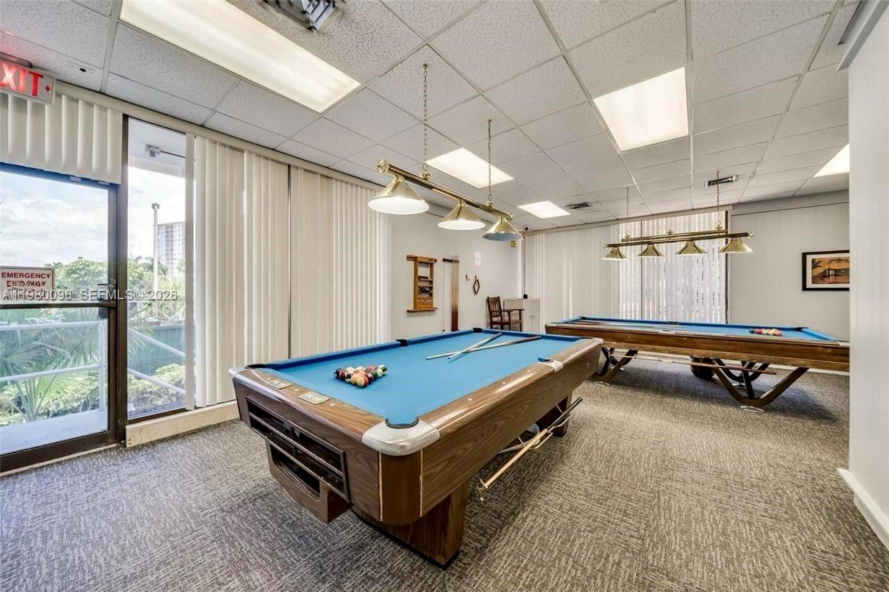 ARLEN HOUSE CONDO - Residential