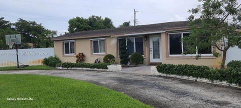 1318 SW 49th Ter Fort Lauderdale FL 33317