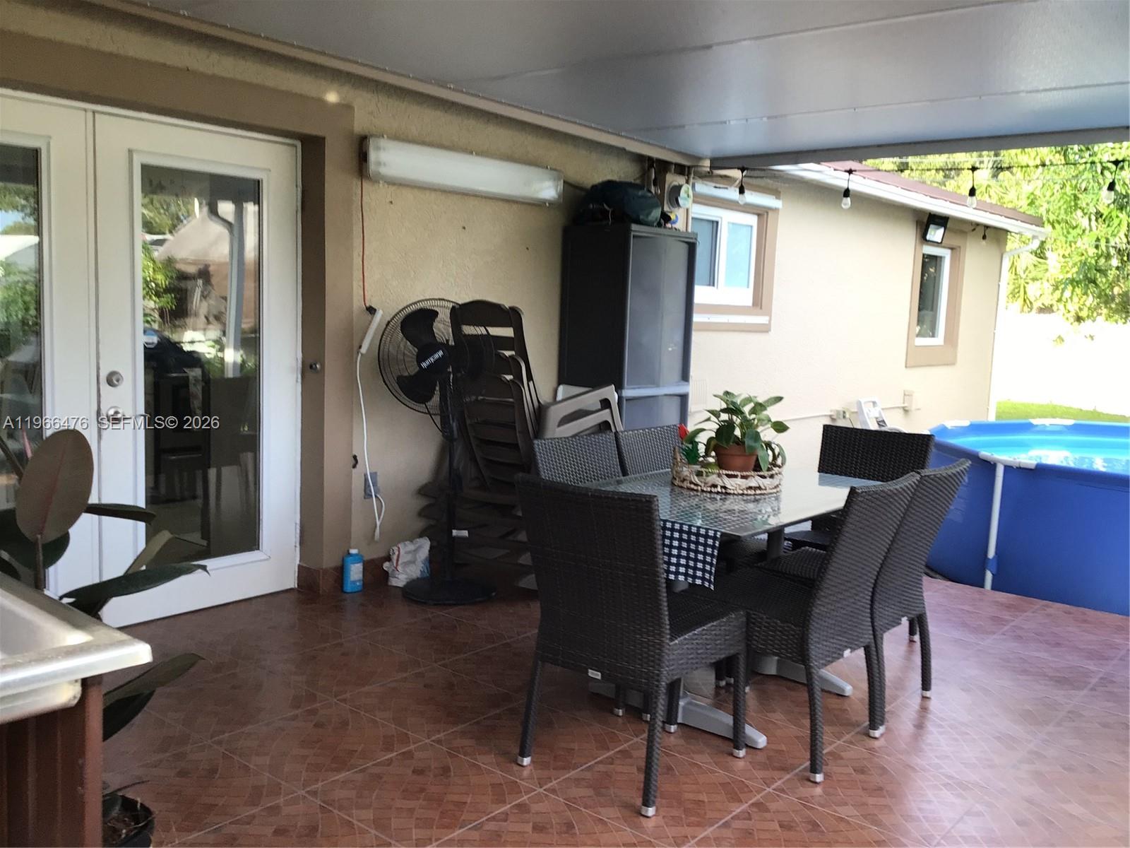 BROADVIEW PARK - Residential