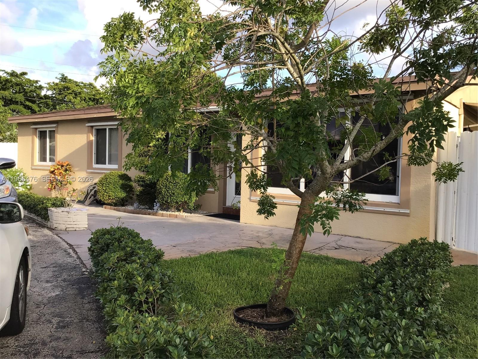 BROADVIEW PARK - Residential