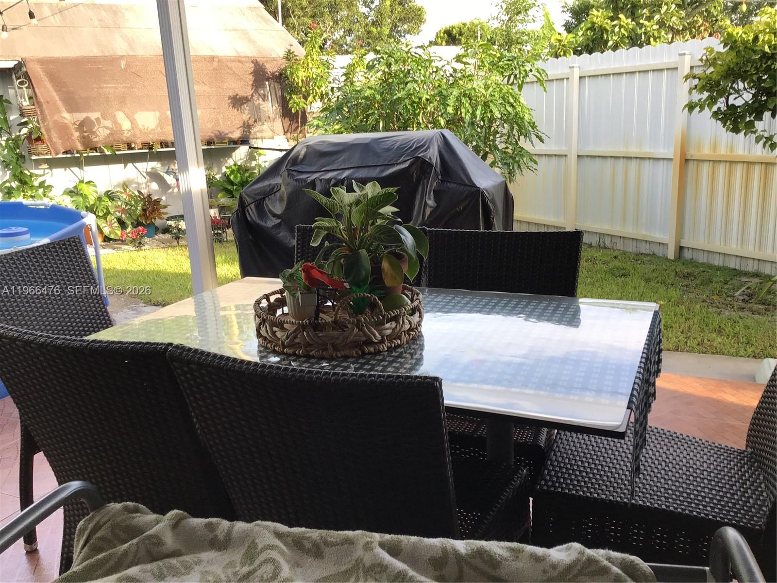 BROADVIEW PARK - Residential