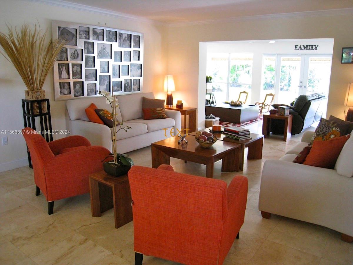 HILLMONT - Residential