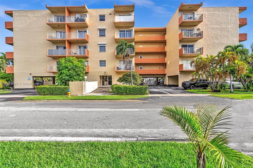 WELCOME TO YOUR DREAM HOME!*****This beautifully maintained 2/bedroom, 1-bathroom condo offers the perfect blend of comfort, style, and convenience.  Situated in an excellent location, you'll enjoy easy access to top rated schools, shopping centers, dining, and public transportation, making this the ideal spot for urban living.  Features new appliances, open kitchen with counter top space.  Whether you're a first-time homebuyer, looking to downsize, or searching for a great investment opportunity, this condo will be  right for you.  Don't miss your chance to own this exceptional property.