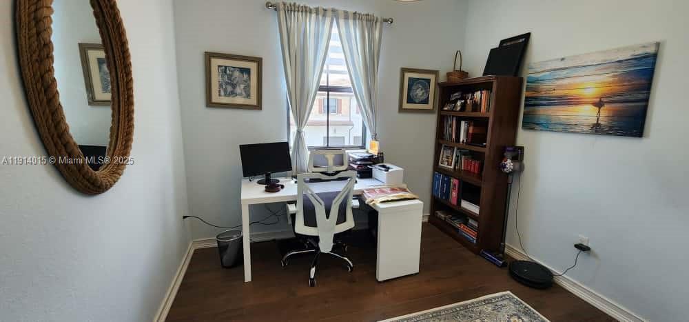 AQUABELLA SECTION ONE - Residential