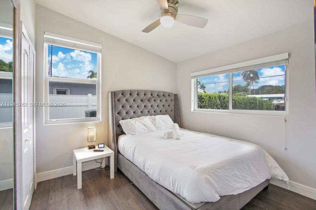 LAUDERDALE ISLES NO 2 - Residential