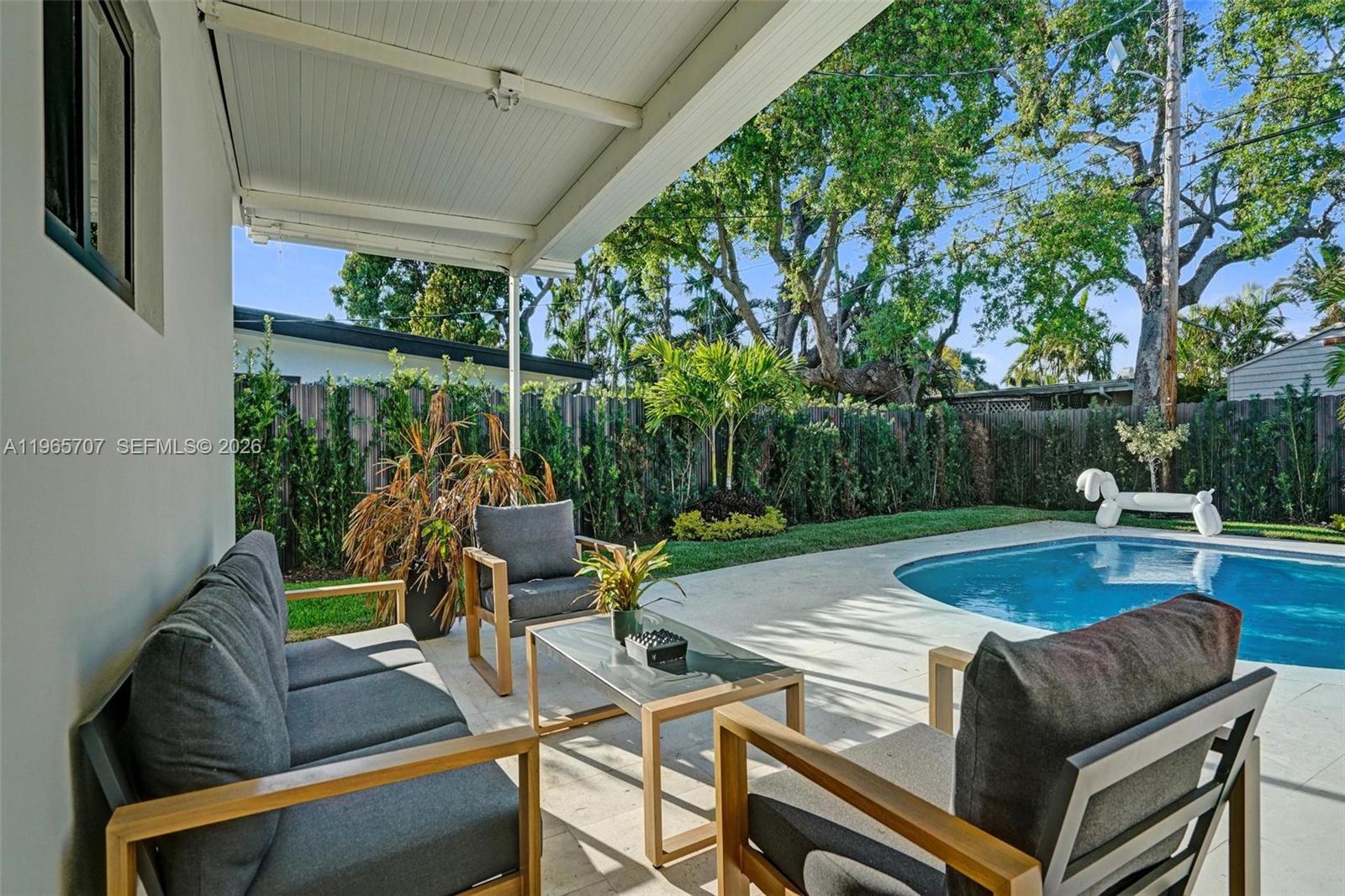 SKY LAKE - Residential