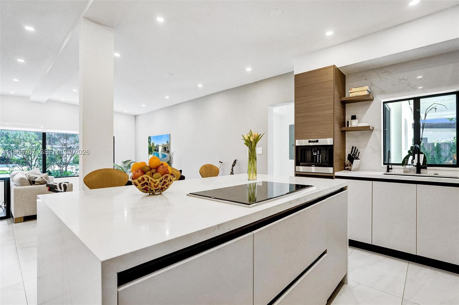 SKY LAKE - Residential