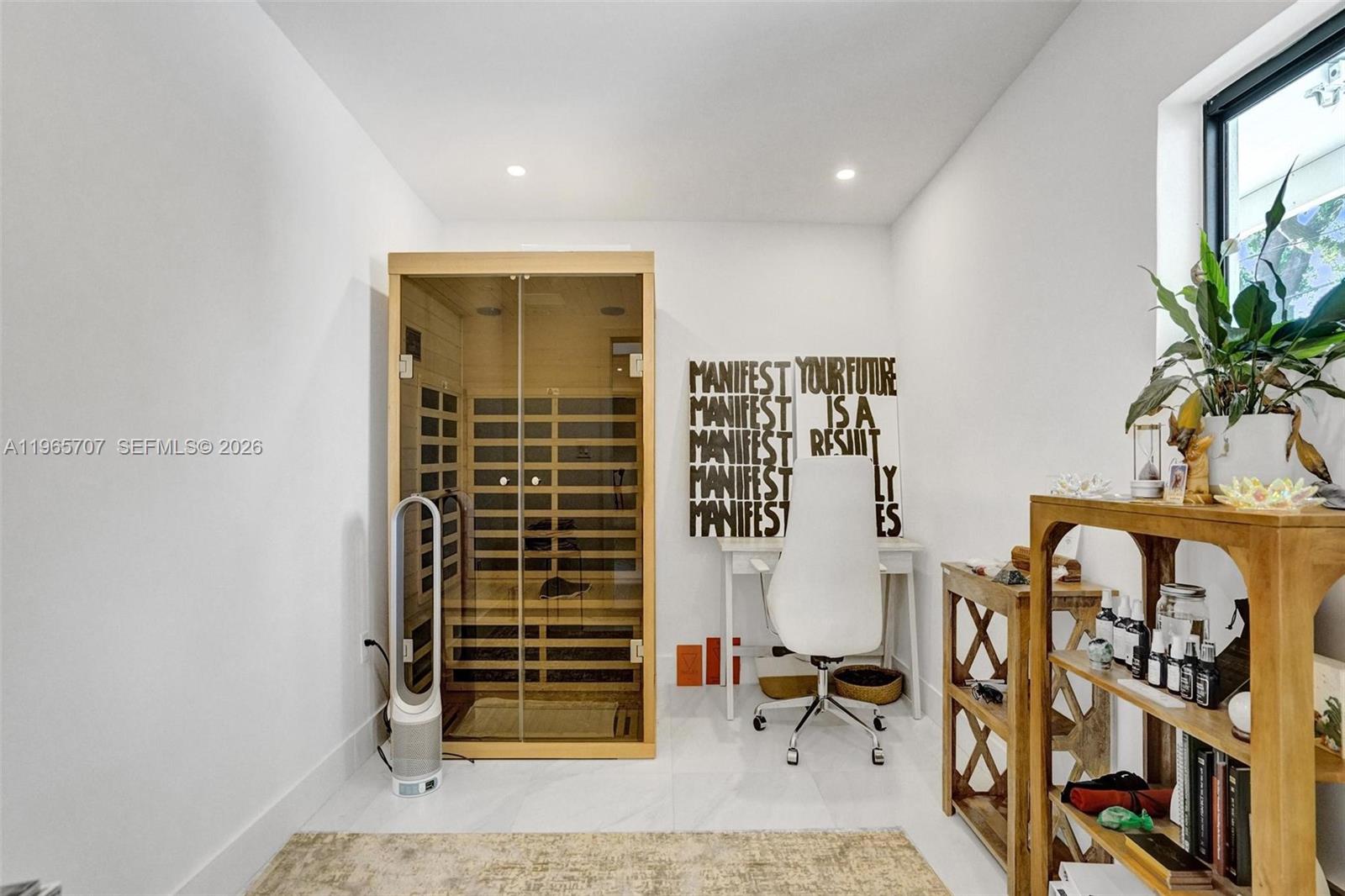 SKY LAKE - Residential