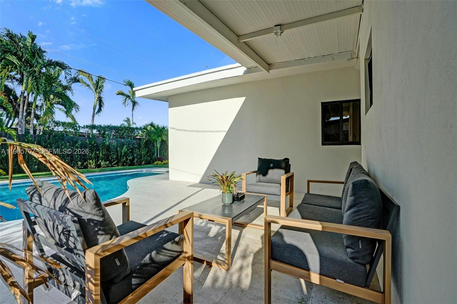 SKY LAKE - Residential