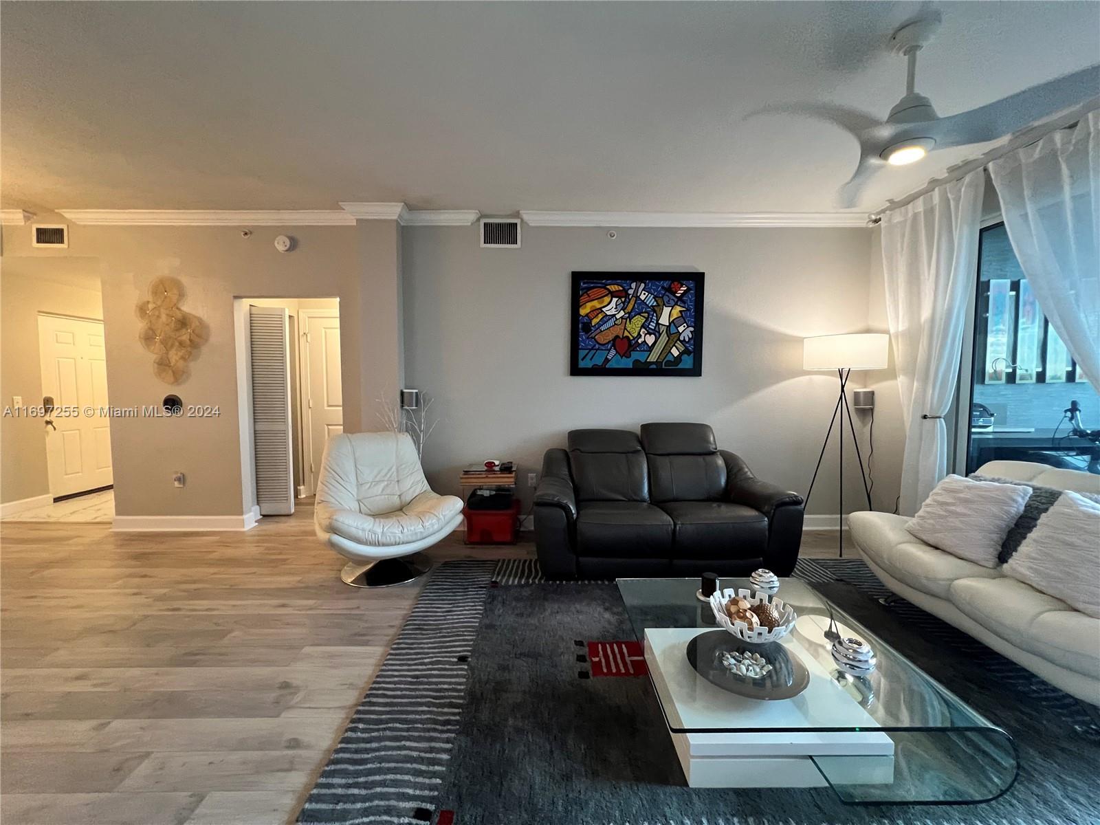 VIZCAYA LAKES CONDO - Residential