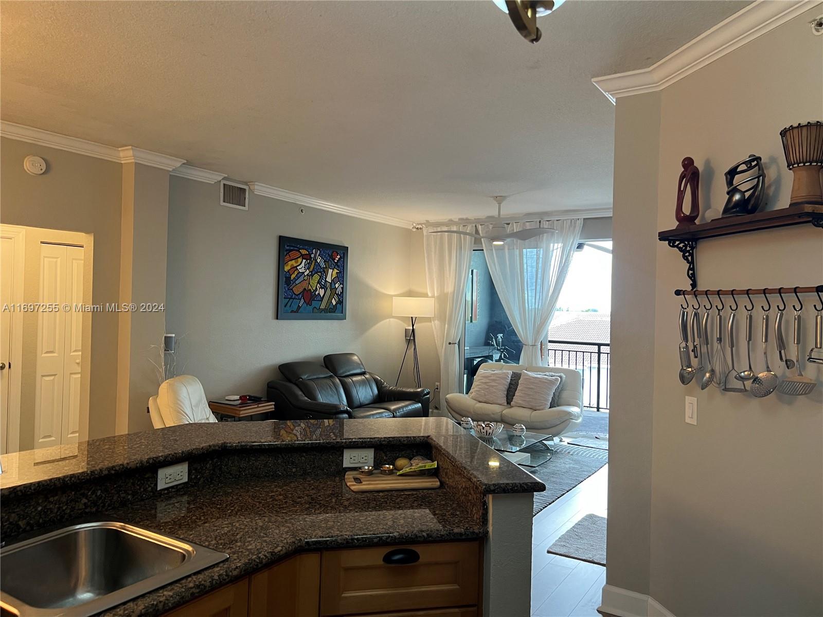 VIZCAYA LAKES CONDO - Residential