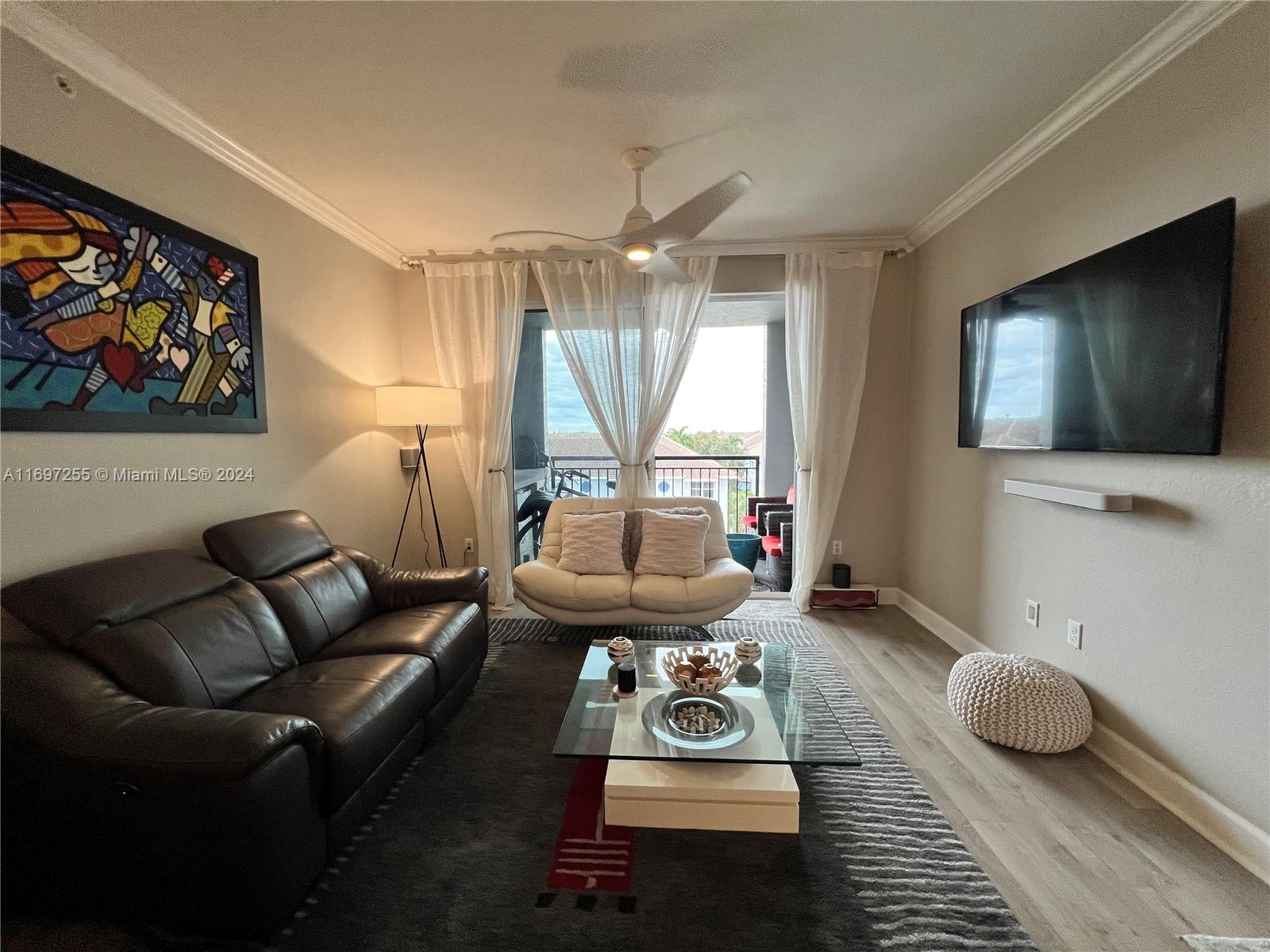 VIZCAYA LAKES CONDO - Residential