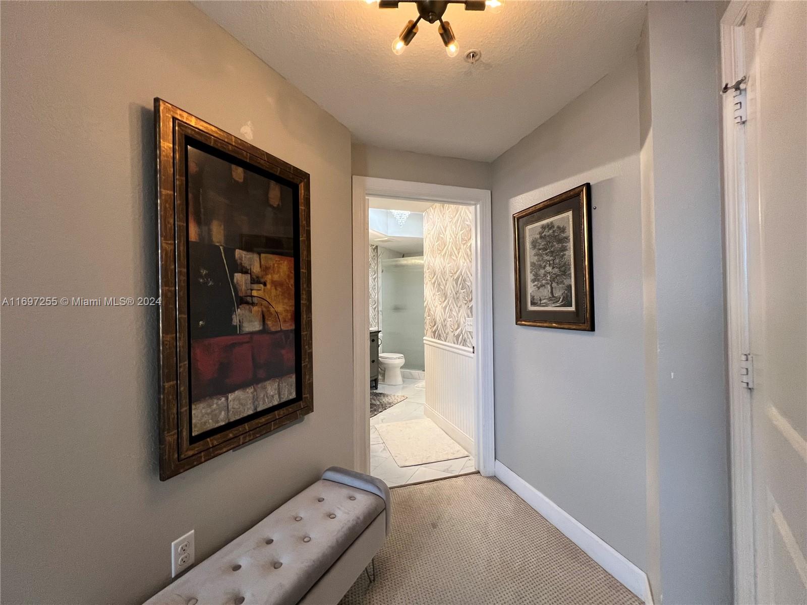 VIZCAYA LAKES CONDO - Residential