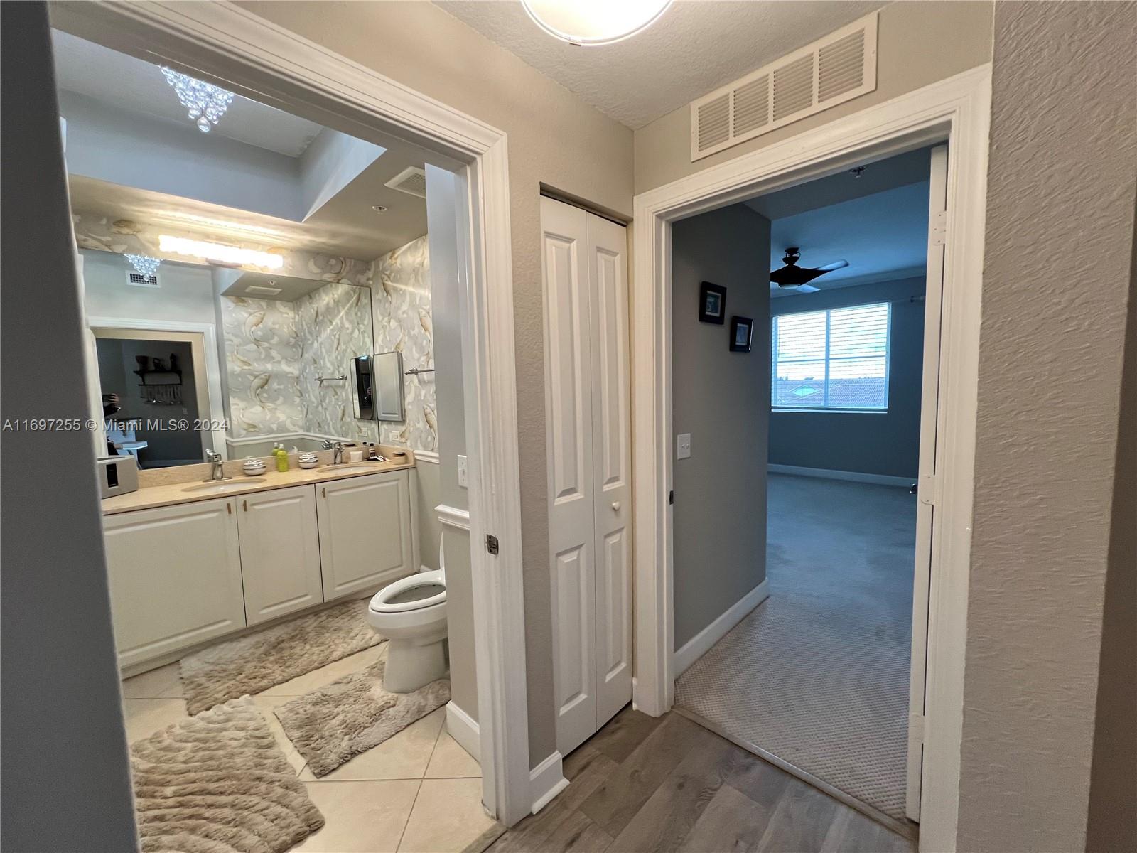 VIZCAYA LAKES CONDO - Residential