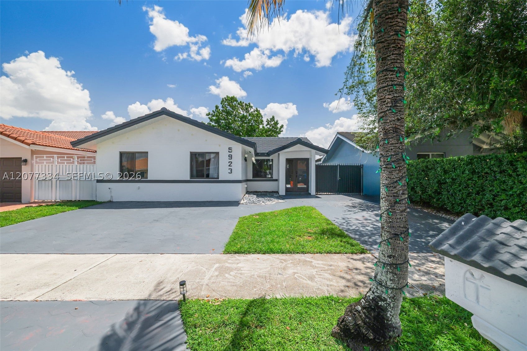 5923 SW 147th Pl