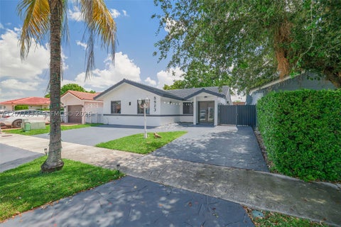 Tiny photo for 5923 SW 147th Pl, Miami, FL 33193 (MLS # A12077334)