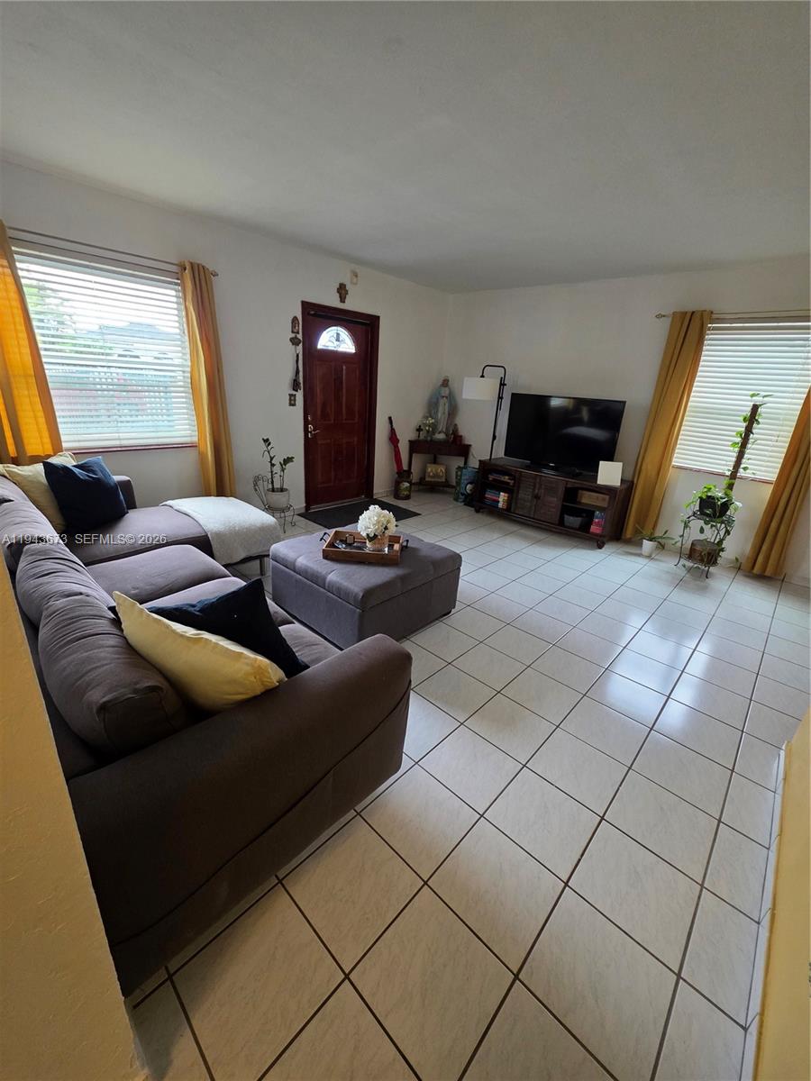 FAIRLAWN - Residential