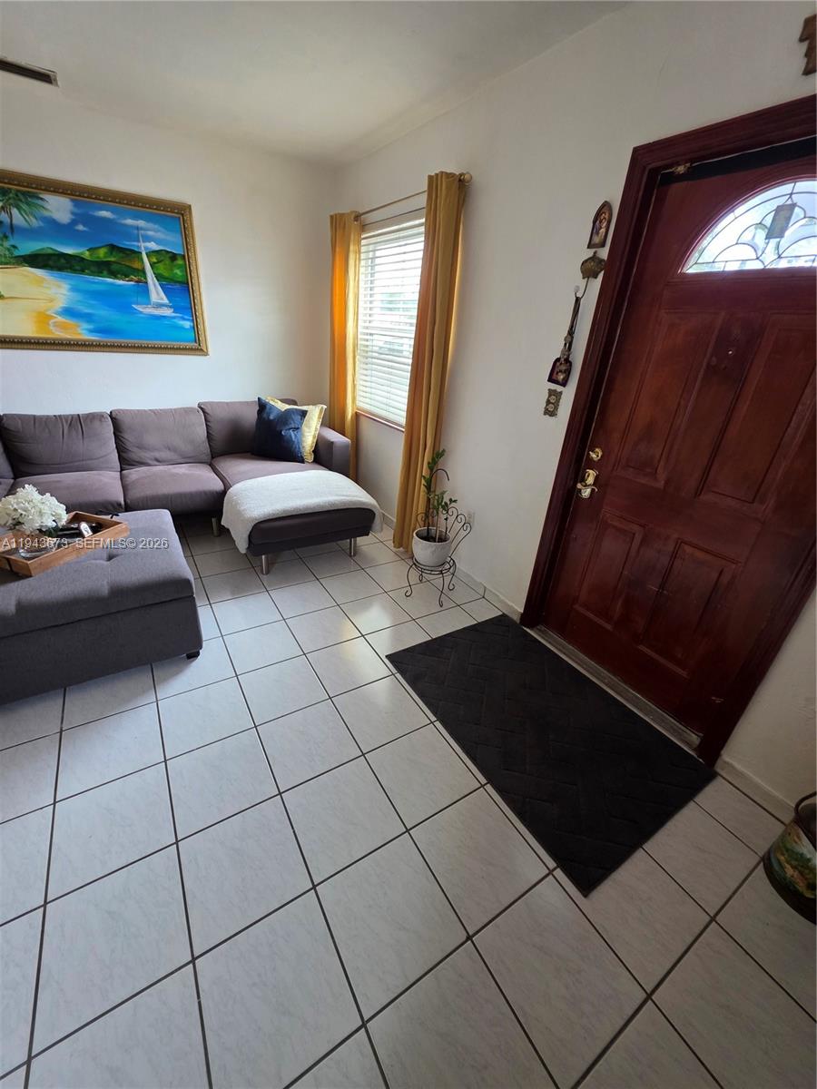 FAIRLAWN - Residential