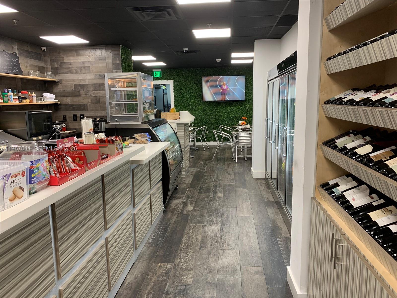 THE PALM BAY YACHT CLUB C - Residential